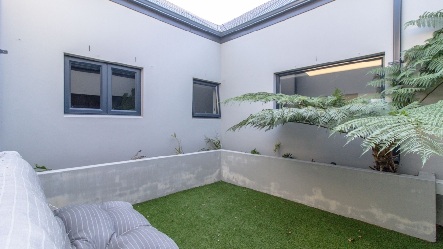 9 Bedroom Property for Sale in Onrus Western Cape